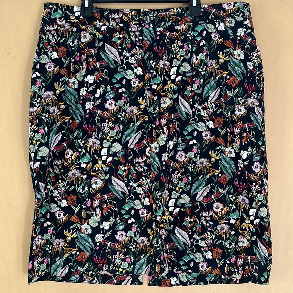New CJ Banks Plus Size Skirt